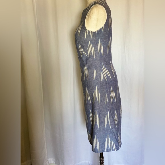 Blue and white print dress - Picture 4 of 5